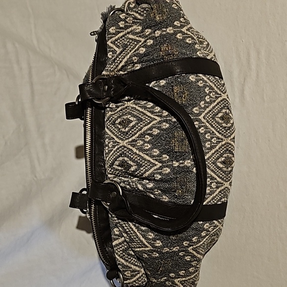 American Eagle Fabric Zippered Bag - Picture 2 of 5